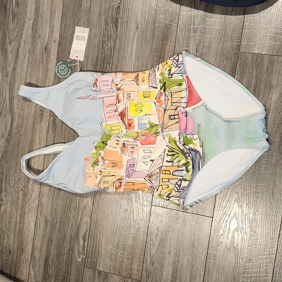 Boden Other - NWT Boden Women's sz 10 Onepiece Swimsuit w/built-in pads
